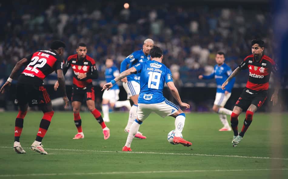 Flamengo precisa jogar com sangue nos olhos no Mineirão